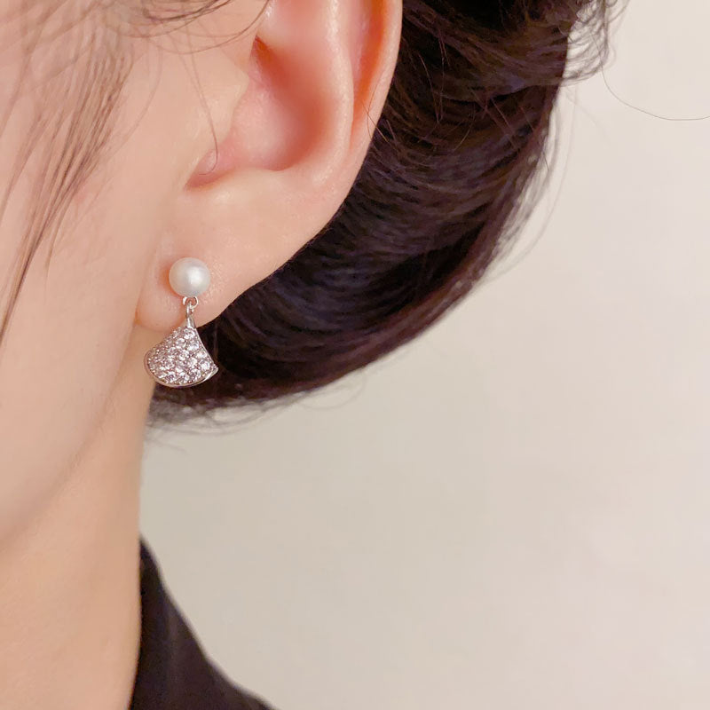 Luxury Pearl Full-Zircon Mini Dress Stud Earrings – Geometric Design