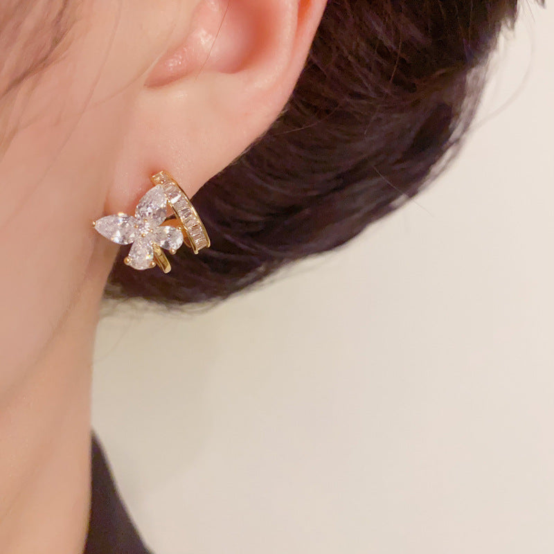 Luxury Full-Zircon Butterfly Stud Gold Earrings – Elegant Design