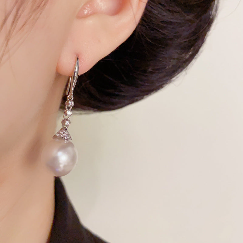 Luxury Zircon & Pearl Tassel Hook Earrings – Elegant Design