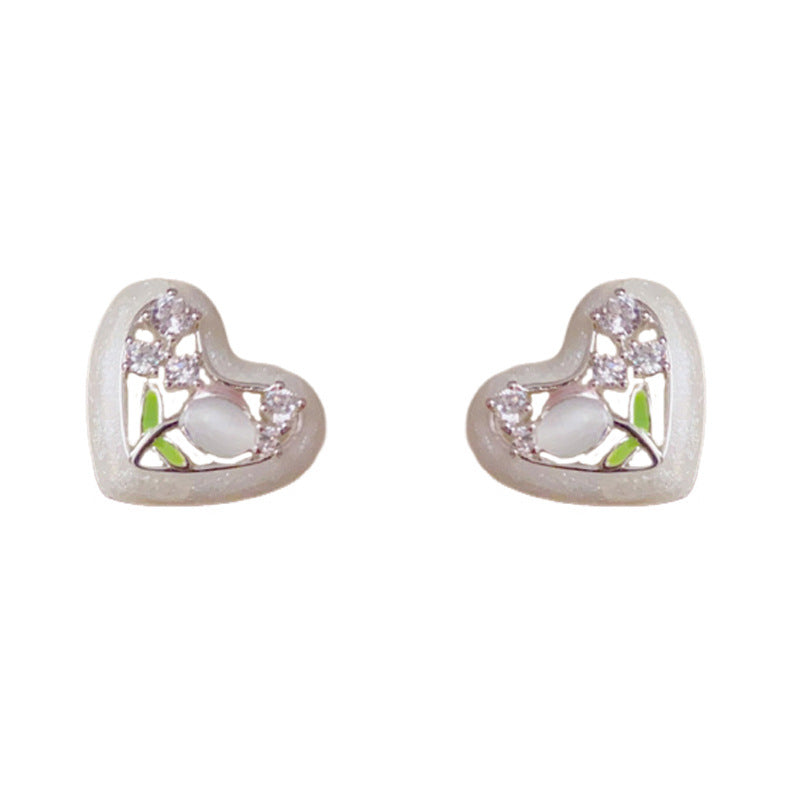 14K Gold Plated Tulip Heart Stud Earrings – Romantic Design
