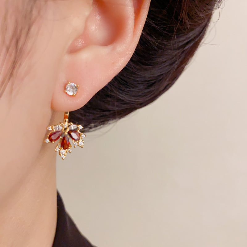 Luxury Two-Way Red Maple Leaf Stud Earrings – Elegant Design