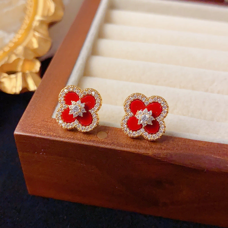 Elegant Zircon Red Four-Leaf Clover Stud Earrings – Floral Design