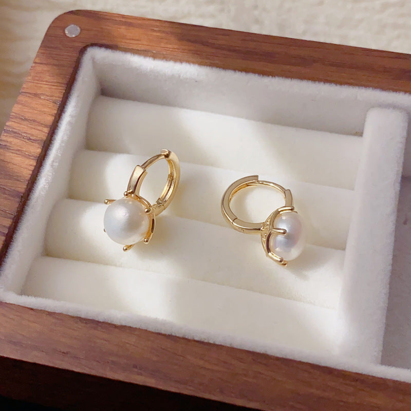 Elegant Freshwater Pearl Ear Cuff Earrings – Geometric Design