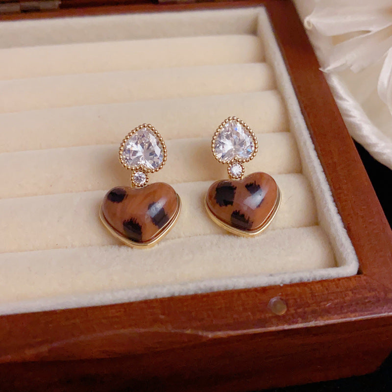 Luxury Zircon Leopard Print Heart Drop Earrings – Elegant Design