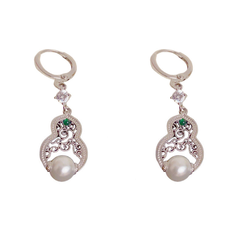 Elegant Openwork Gourd & Pearl Ear Cuff Earrings – Floral Design