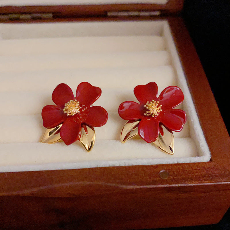 Elegant Ankara Red Camellia Stud Gold Earrings – Floral Design