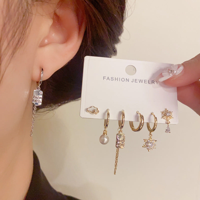 14K Gold-Plated Snowflake Square Pendant Chain Set - Elegant & Chic