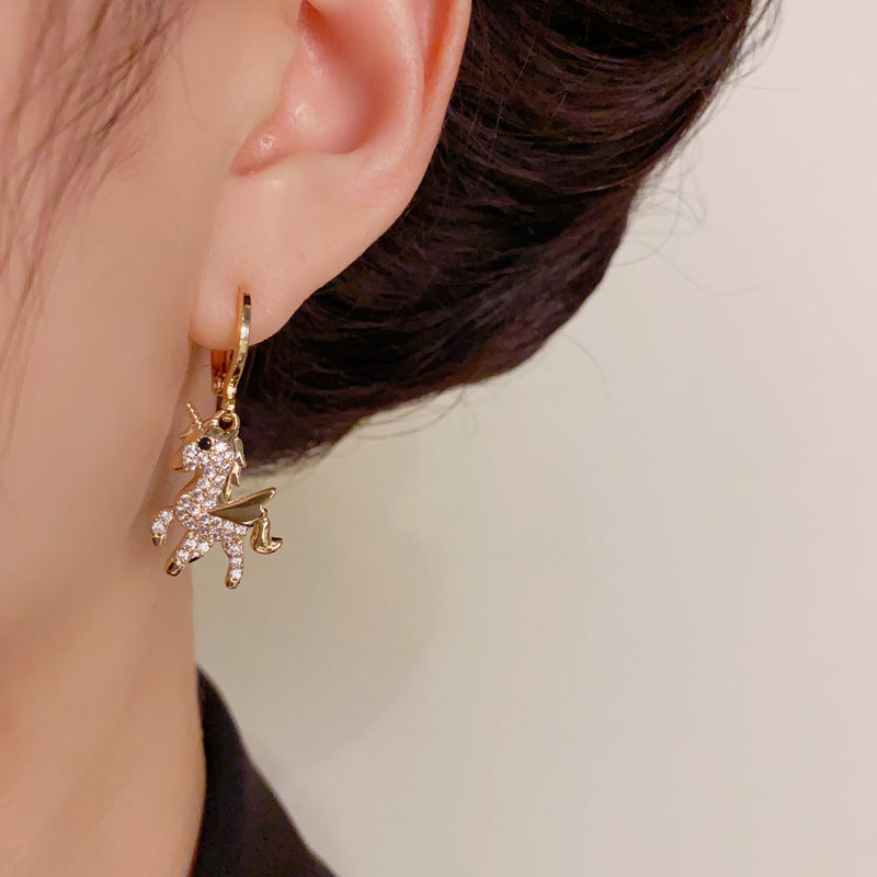 Luxury Full-Zircon Unicorn Ear Cuff Earrings – Elegant Design