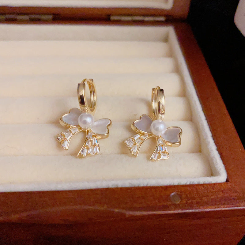 14K Gold-Plated Shell Zircon Bow Ear Cuffs – Elegant Chic Design