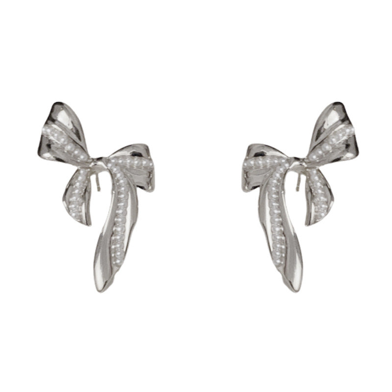 14K Gold Minimalist Pearl & Metal Bow Stud Earrings – Elegant Design