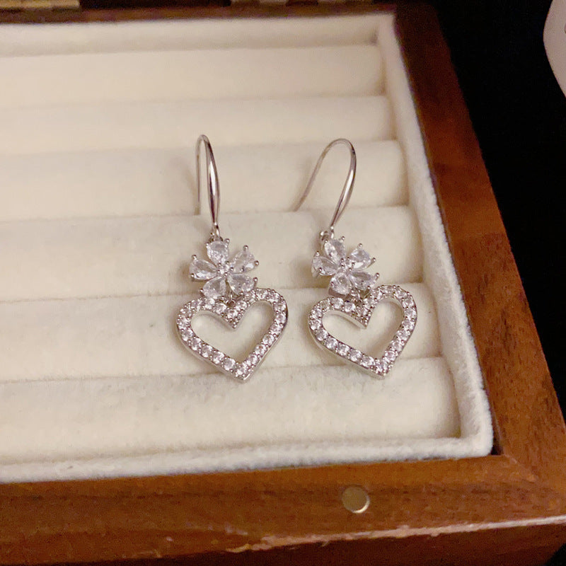 14K Gold Luxury Zircon Flower & Heart Drop Earrings – Elegant Design