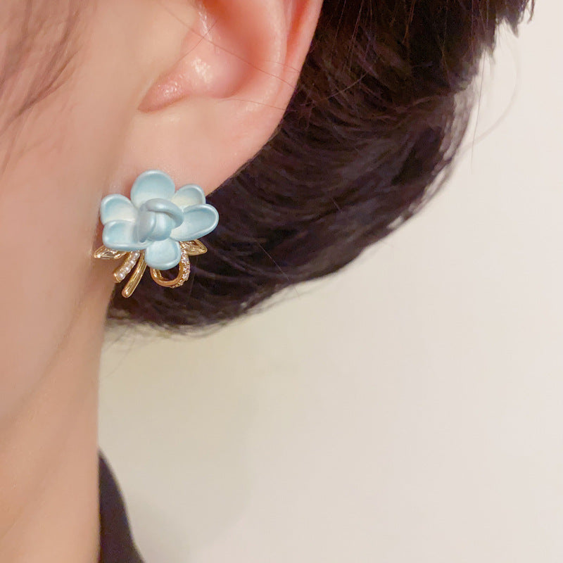 14K Gold Sweet Petal Bow Stud Earrings – S925 Silver Needle