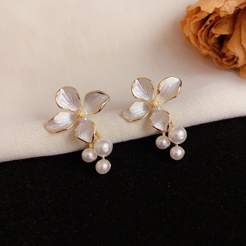 Enamel-Coated Flower Petal & Pearl Drop Gold Earrings - Elegant Design