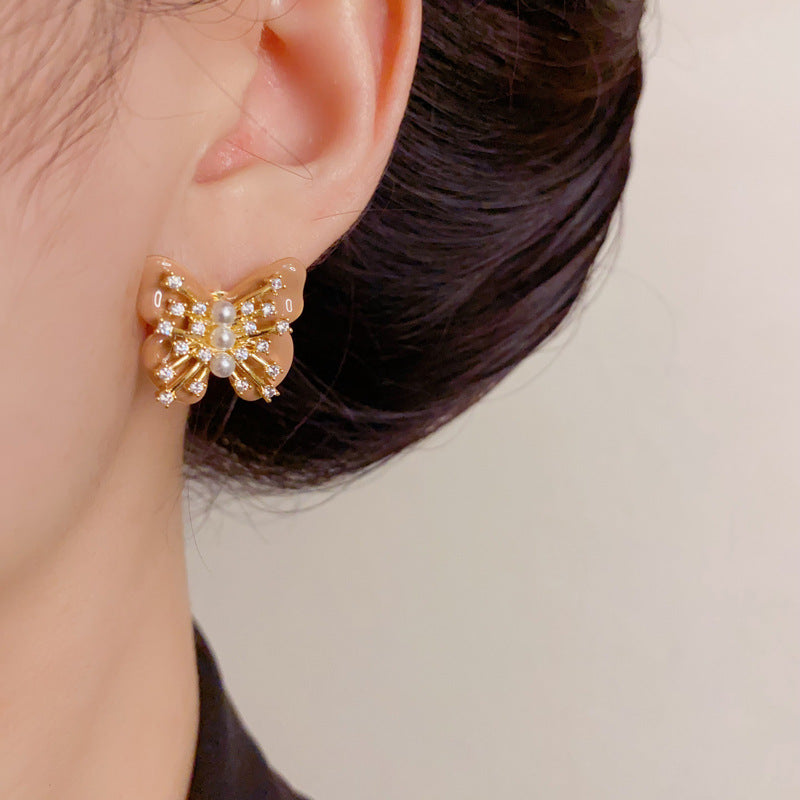 Luxury Rhinestone Pearl Butterfly Stud Earrings – Elegant Design