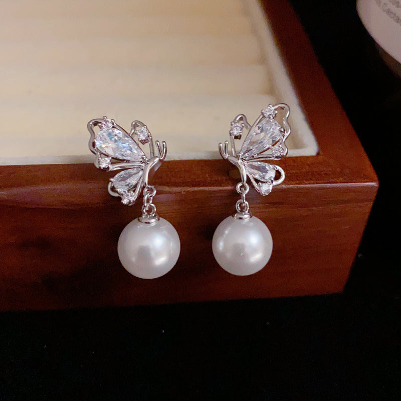 14K Gold Zircon Butterfly Pearl Drop Earrings - Chic Elegance Design