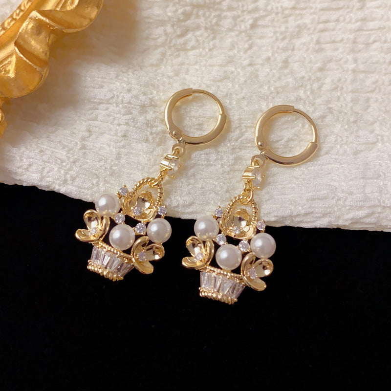 Luxury Pearl & Zircon Flower Basket Ear Cuff – French Floral Design