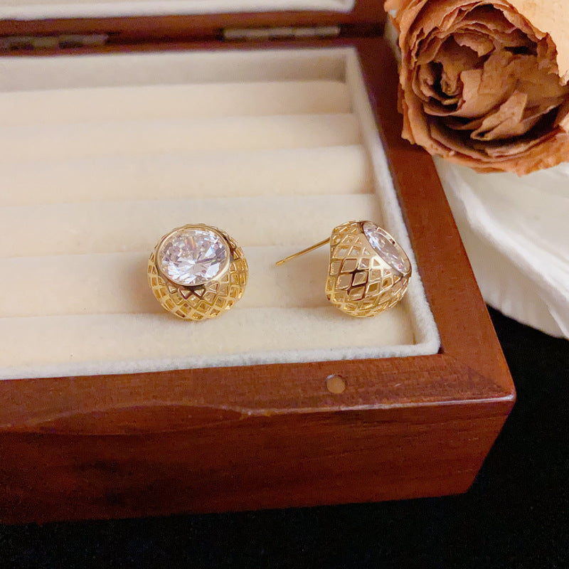 Luxury Metal Mesh & Zircon Round Stud Earrings – Geometric Design