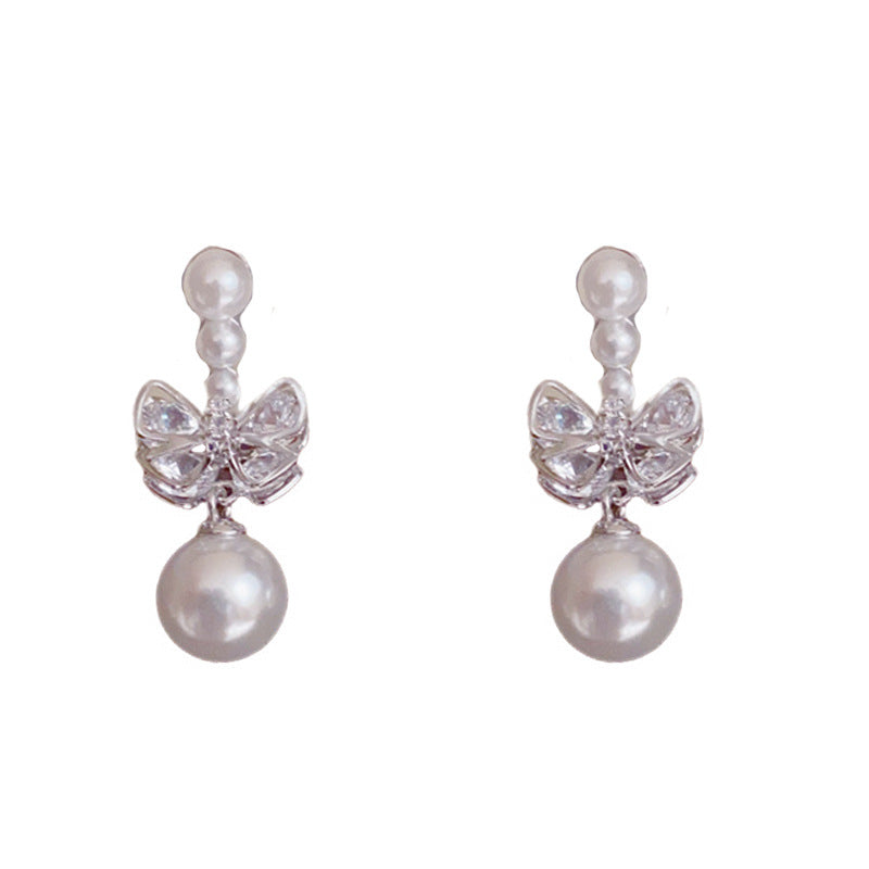Luxury Bow & Pearl Ear Clip Earrings – No Piercing Elegant Design