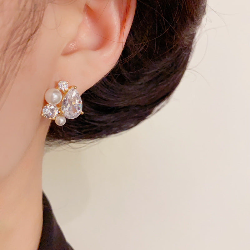 14K Gold Luxury Pearl & Zircon Waterdrop Stud Earrings– Elegant Design
