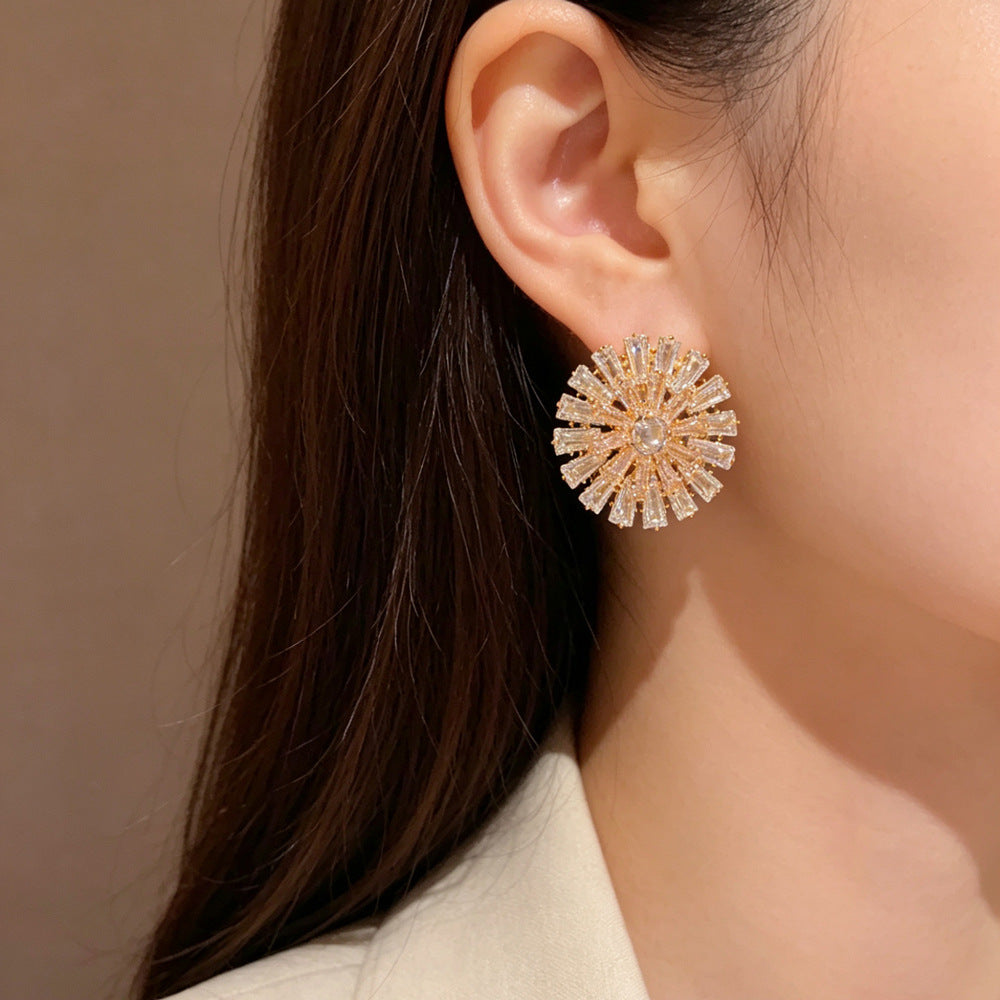Eaioncol Full CZ Round Stud Earrings Gold