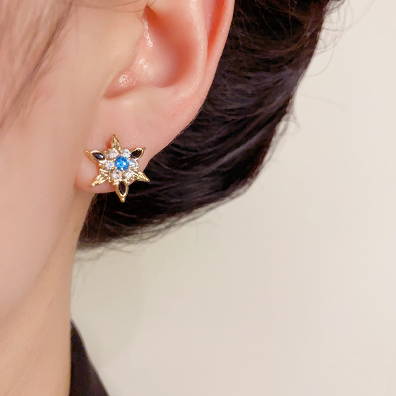 14K Gold Zircon Hexagram Stud Earrings – Minimalist Sparkle Design