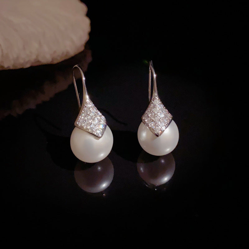 Elegant Zircon Diamond Pearl Ear Hook Earrings – Geometric Design