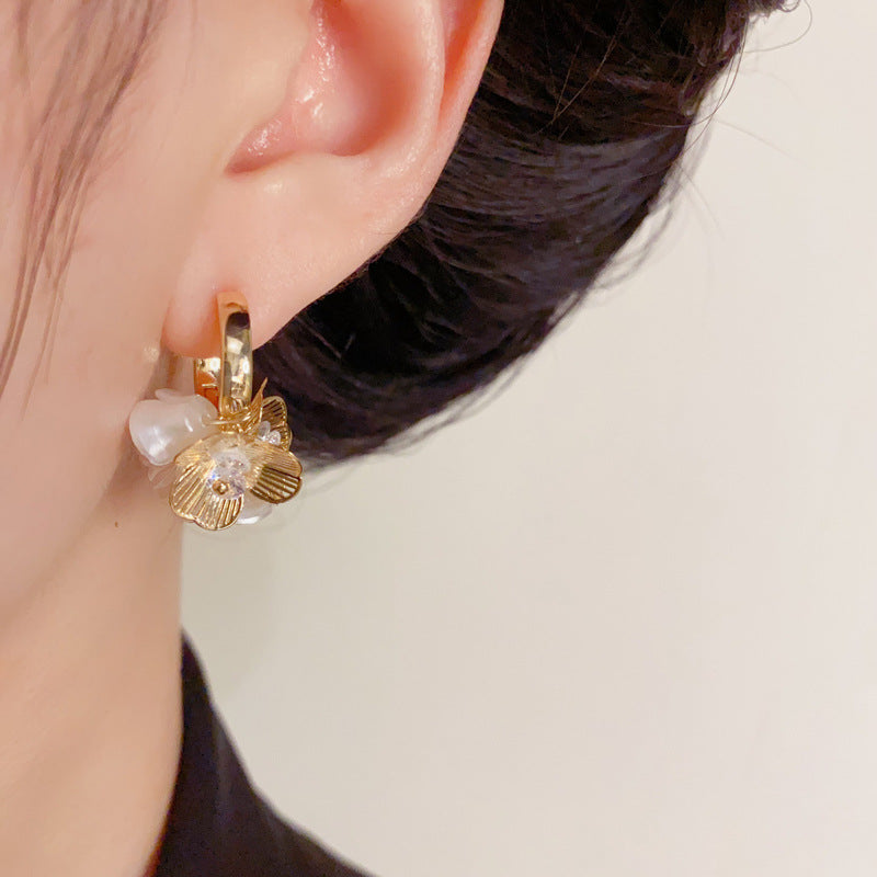 Elegant White Zircon & Metal Petal Ear Cuff Earrings – Floral Design