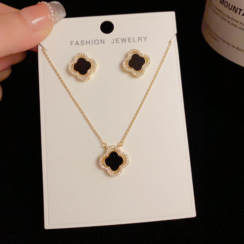 14K Gold-Plated Zircon Four-Leaf Clover Earrings Set - Elegant Design