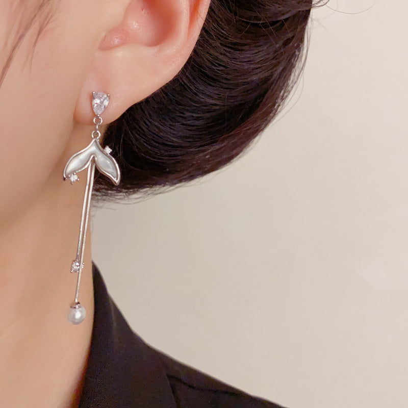 Elegant Pearl Fishtail Long Tassel Earrings – Geometric Design