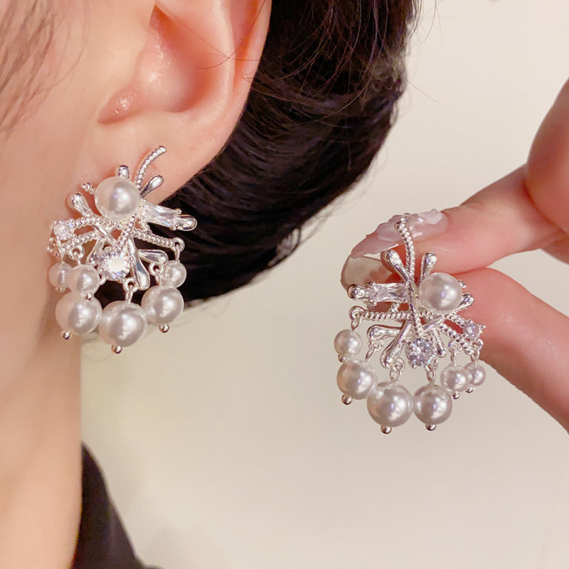Elegant Zircon & Irregular Pearl Drop Earrings – Geometric Design
