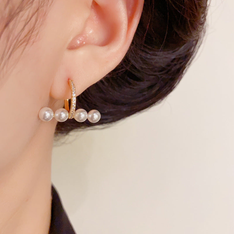 Luxury Horizontal Pearl Bar Earrings – Elegant Design