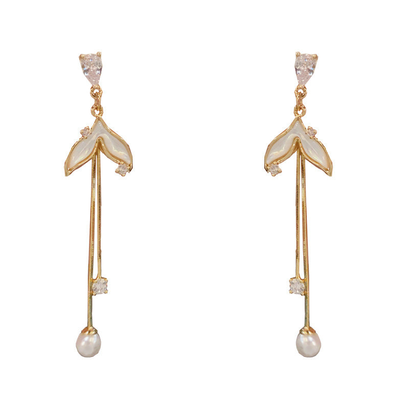 Elegant Pearl Fishtail Long Tassel Earrings – Geometric Design