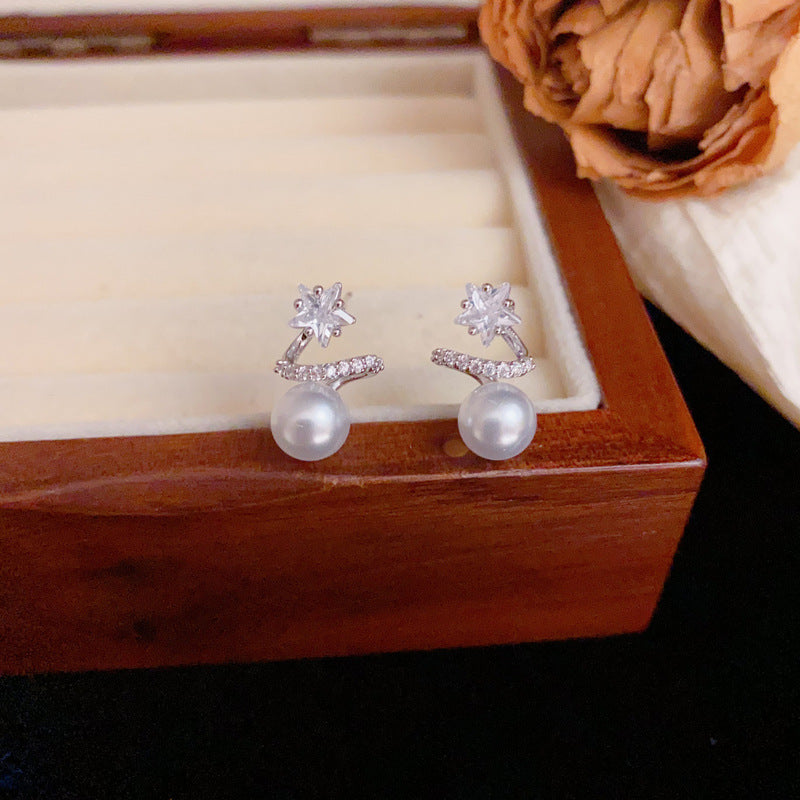 Luxury Zircon Star-Shaped & Pearl Stud Earrings – Elegant Design