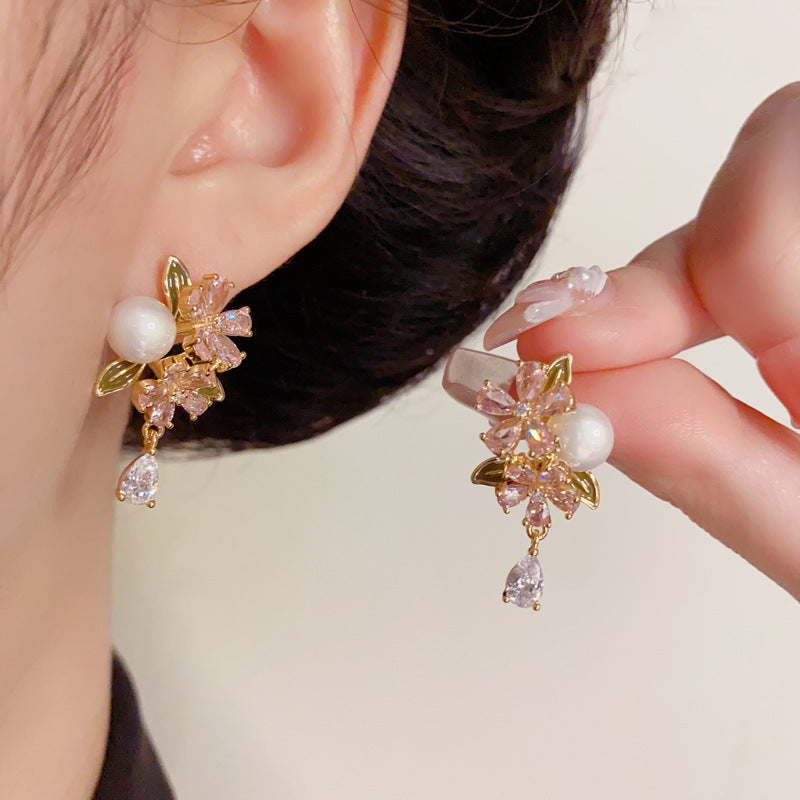 Elegant Pink Flower Waterdrop Gold Earrings – Silver Needle Design