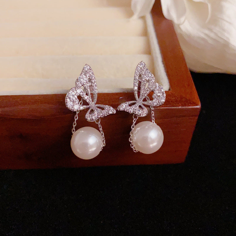 Luxury Zircon Butterfly Chain & Federally Earrings - Elegant Design