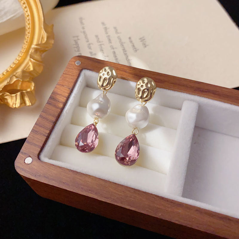 Luxury Pearl Teardrop Tassel Drop Earrings – Elegant Design