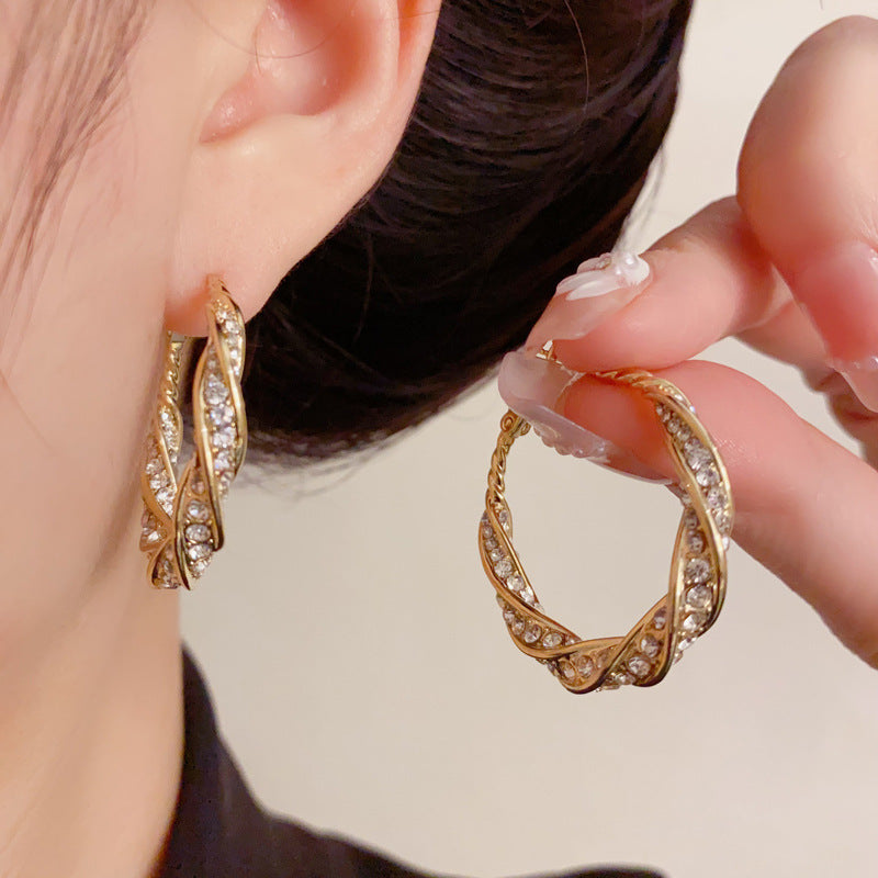 Luxury Full-Zircon Twisted Hoop Earrings – Geometric Design