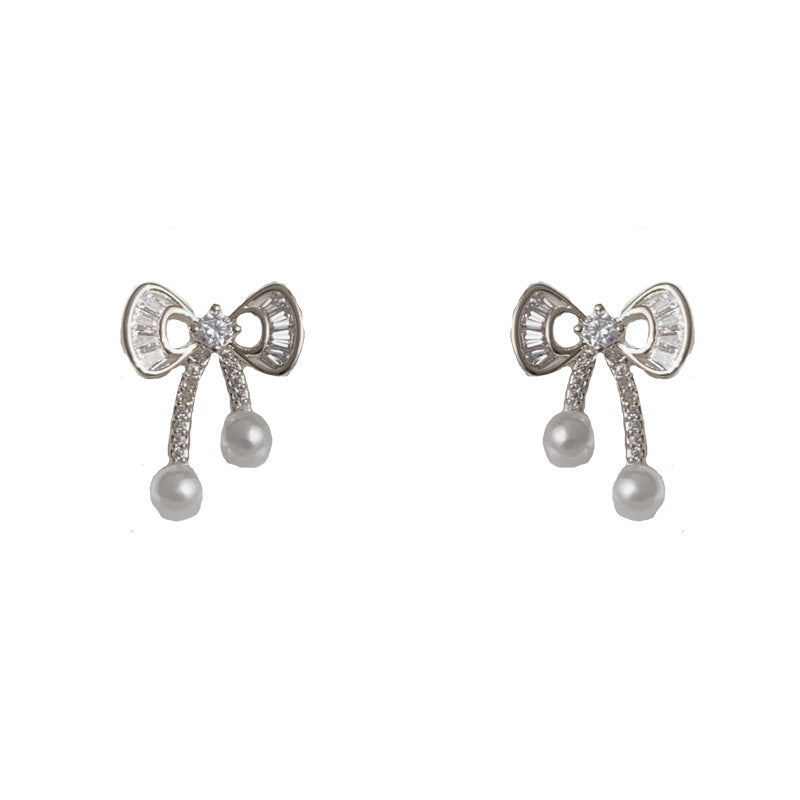 Luxury Zircon Bow Pearl Stud Earrings – Elegant Design