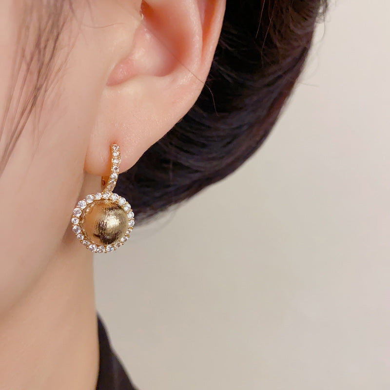 Elegant Zircon Metal Round Hoop Earrings – Retro Geometric Design