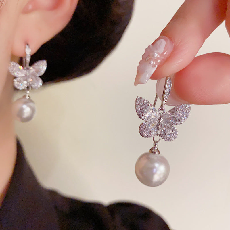 Luxury Zircon Butterfly & Pearl Drop Earrings – Elegant Design