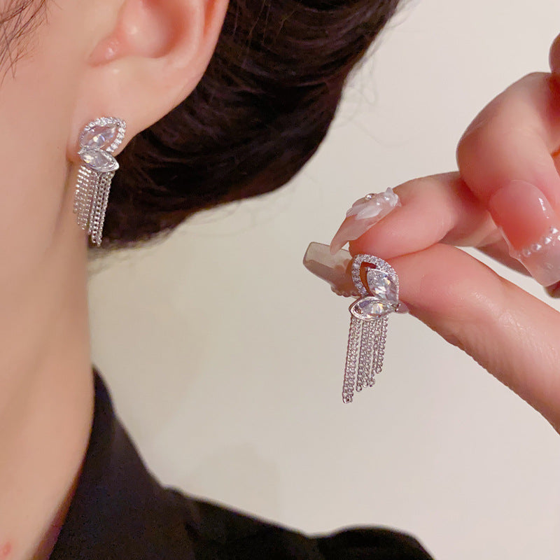 Luxury Zircon Heart Chain Tassel Drop Earrings – Elegant Design