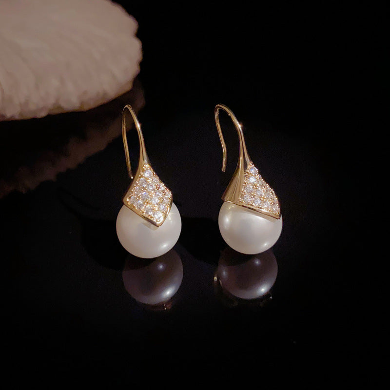Elegant Zircon Diamond Pearl Ear Hook Earrings – Geometric Design