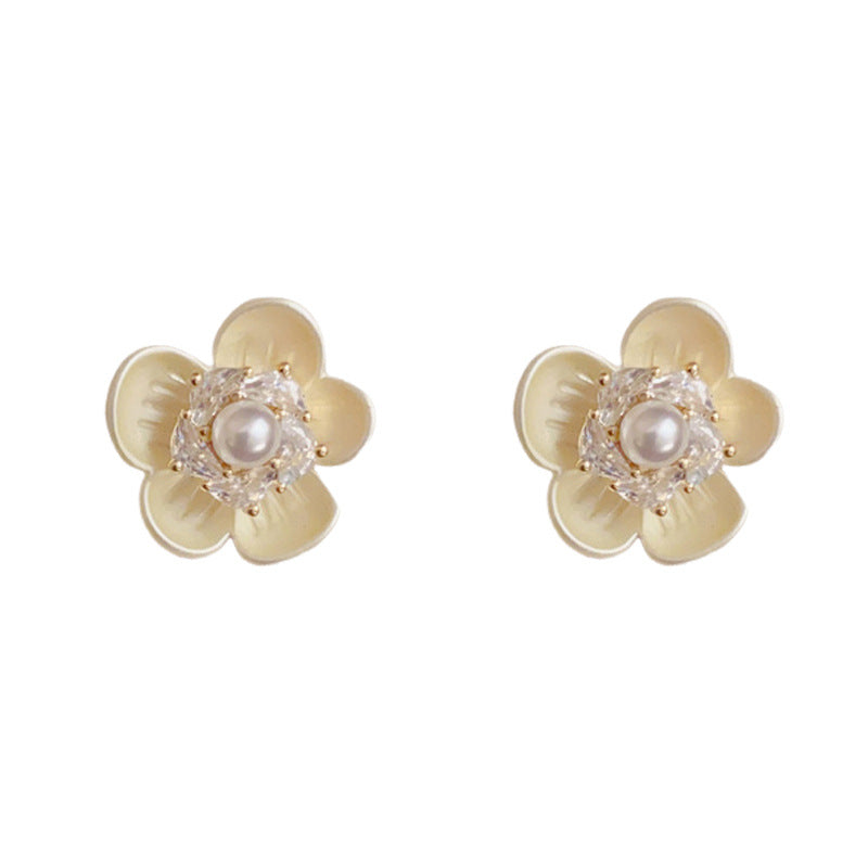 Luxury Zircon Pearl & Yellow Flower Stud Earrings – Elegant Design