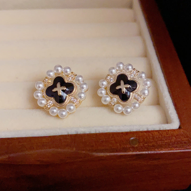 14K Gold-Plated Pearl Four-Leaf Flower Stud Earrings - Elegant & Chic