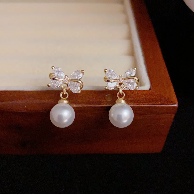 14K Gold Luxury Zircon Bow & Pearl Drop Earrings – Elegant Design
