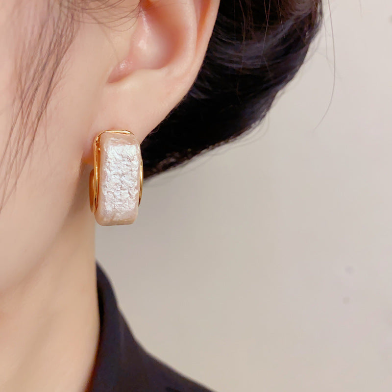 Elegant White Geometric Square Hoop Earrings – Minimalist Design