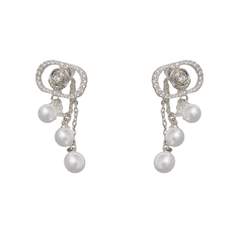Luxury D Letter Dual-Wear Pearl Tassel Drop Earrings – Elegant Design