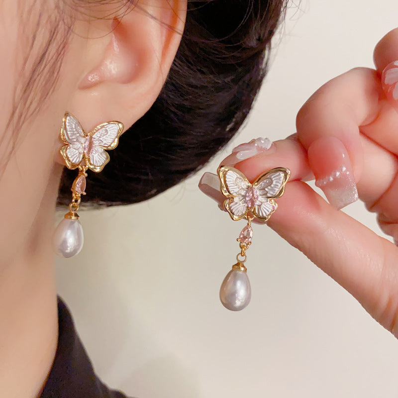 Luxury Butterfly Teardrop Pearl Drop Gold Earrings – Elegant Design