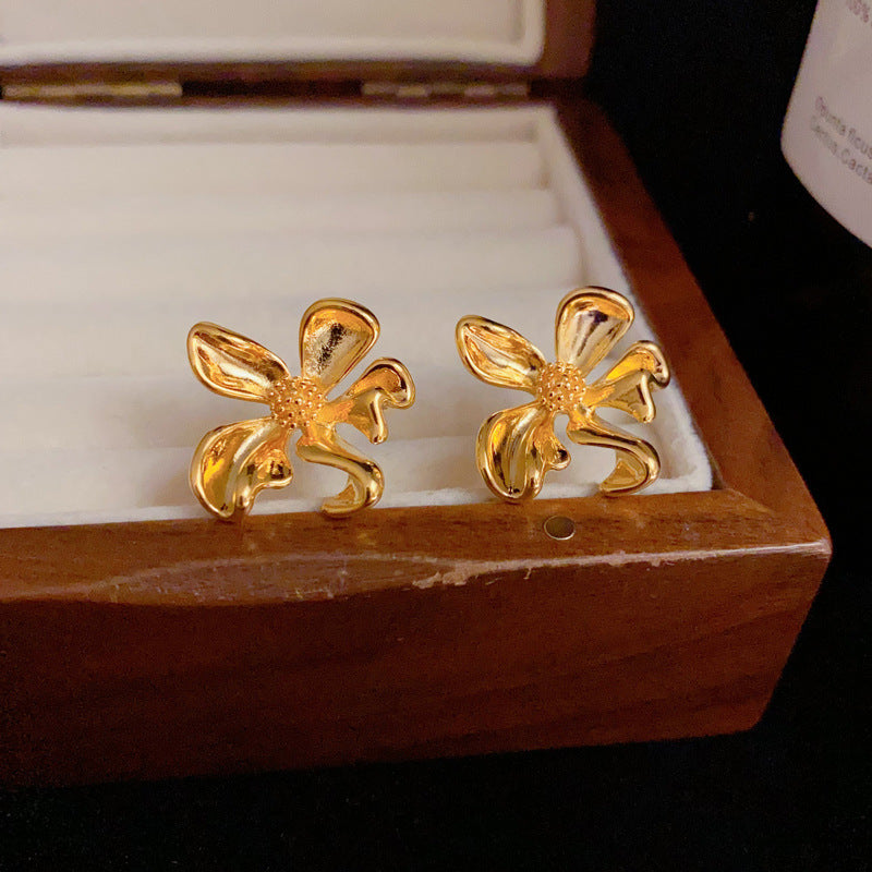18K Gold-Plated Irregular Metal Flower Stud Earrings – French Design
