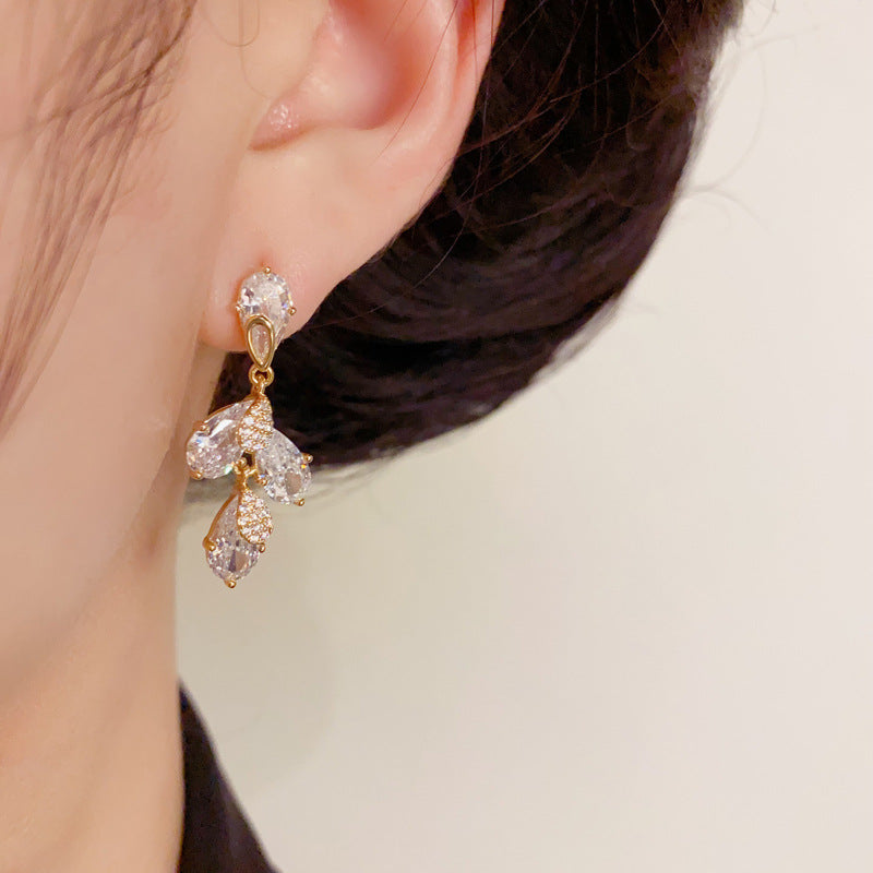 14K Gold Luxury Zircon Leaf Tassel Drop Earrings – Elegant Design
